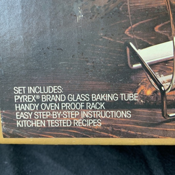 Vintage Pyrex by Corning Bake A Round Glass Bread Baking Tube & Rack in Box #990 - Picture 3 of 13